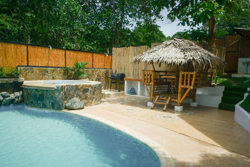 Hilltop Pool And Villa Puerto Princesa Eksteriør bilde