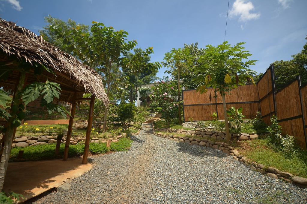 Hilltop Pool And Villa Puerto Princesa Eksteriør bilde