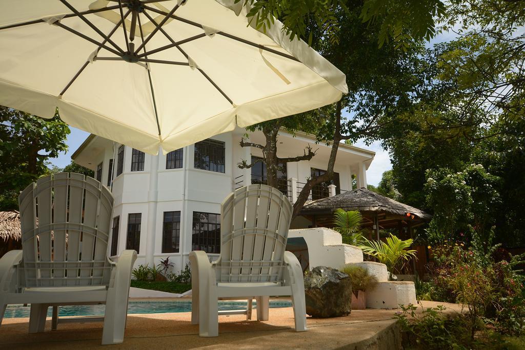 Hilltop Pool And Villa Puerto Princesa Eksteriør bilde