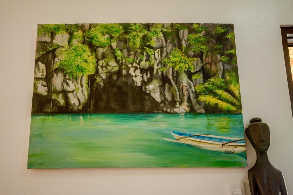 Hilltop Pool And Villa Puerto Princesa Eksteriør bilde