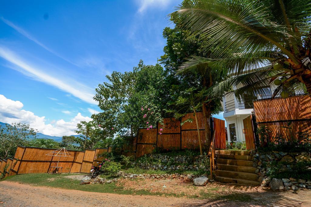 Hilltop Pool And Villa Puerto Princesa Eksteriør bilde