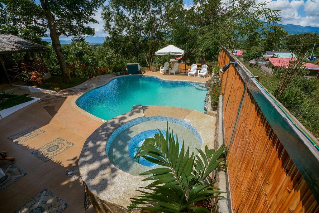 Hilltop Pool And Villa Puerto Princesa Eksteriør bilde