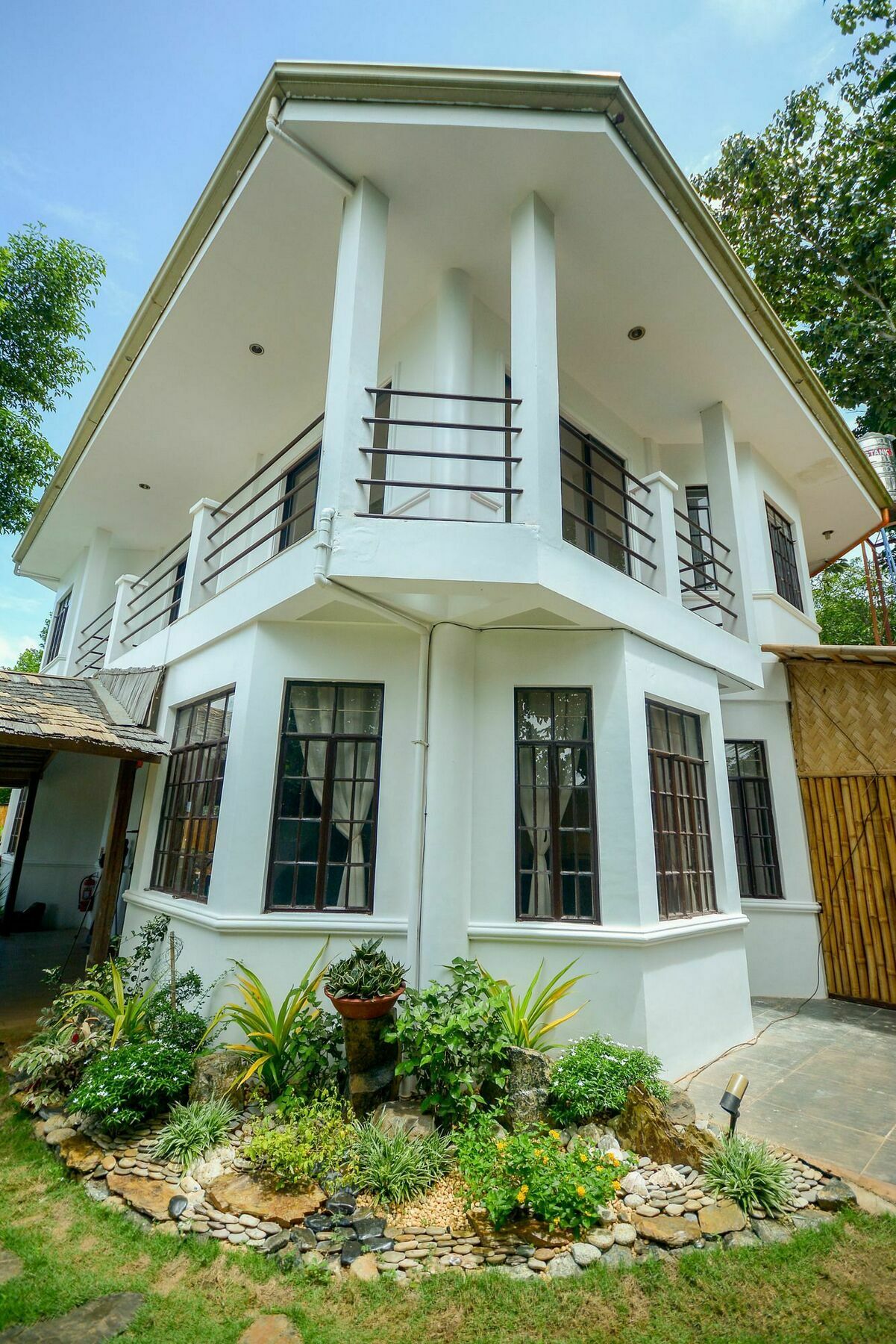 Hilltop Pool And Villa Puerto Princesa Eksteriør bilde